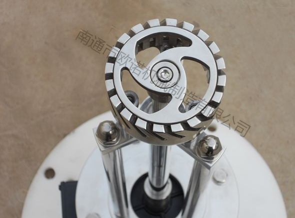 斜齒式雙向吸料型高剪切乳化機(圖1) 斜齒式雙向吸料型高剪切乳化機