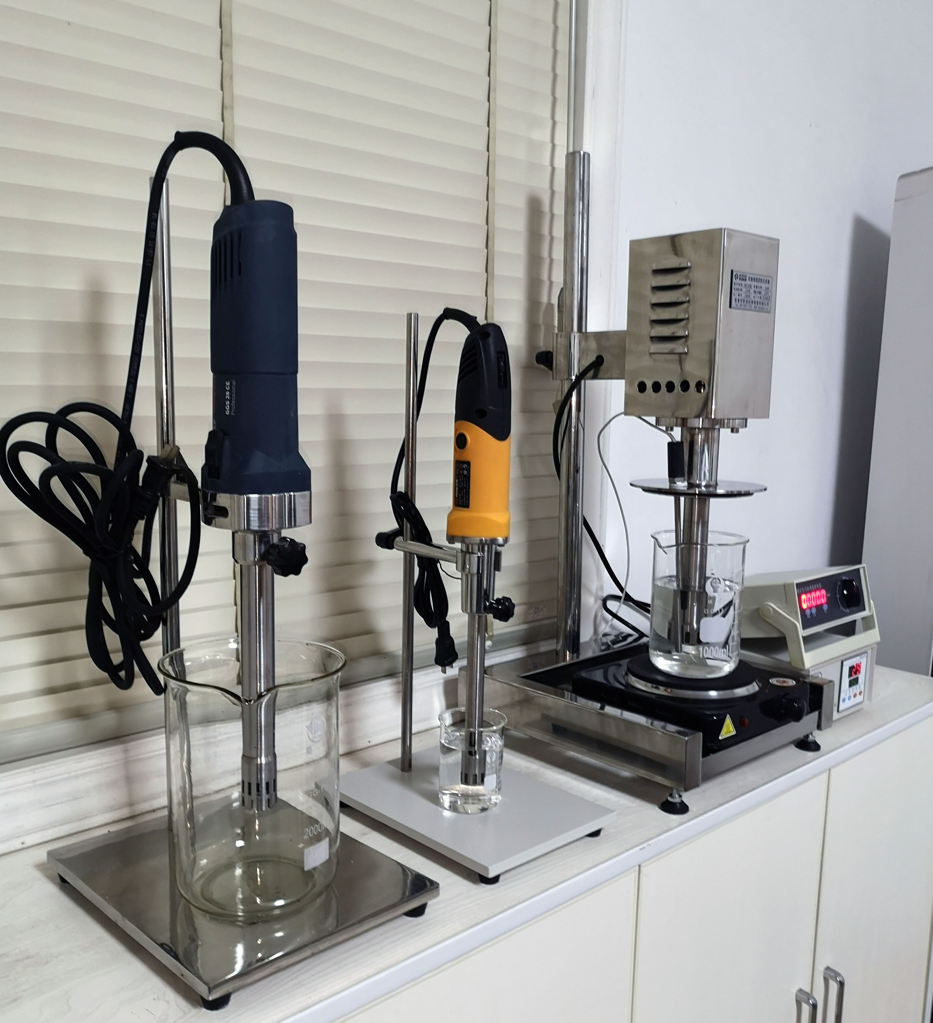 實(shí)驗(yàn)室微型高速乳化機(jī)(圖1) IMG_20190820_155015.jpg